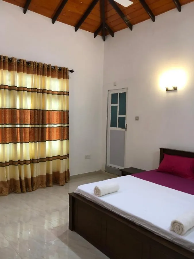 Privat bolig Sanrish Airport Villa Negombo Sri Lanka